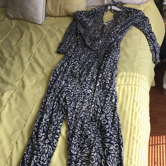 XS JUMPSUIT - Picture 2 of 2